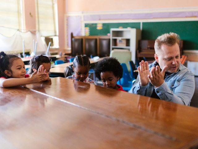 Coupes budgétaires : la musique bientôt inaccessible pour les familles ?